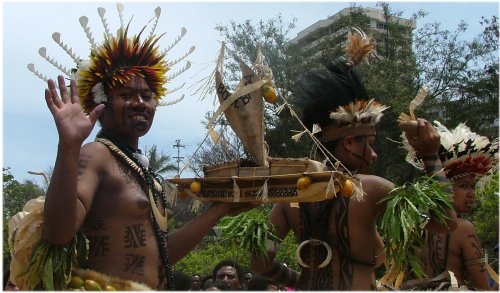 reinas de la belleza identitaria en Port Moresby