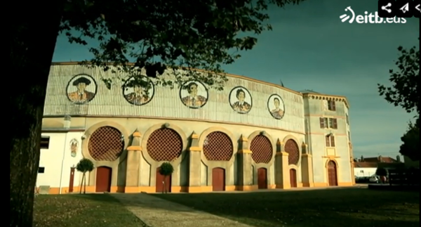 plaza-toros-bayona